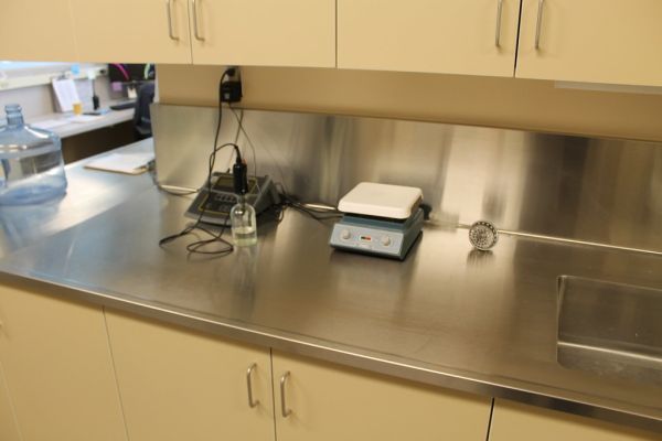 Benchtop Dissolved Oxygen Meter in Process Laboratory