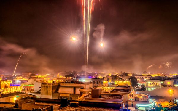 Diwali Night...Late Night Party for the whole City! [ Explored ]
