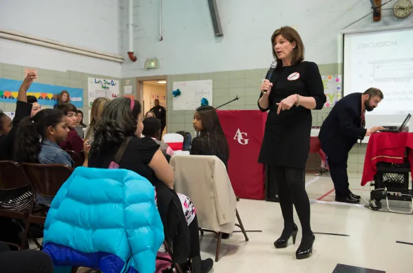First Lady O'Malley Address Armistead Gardens Students on Bullying