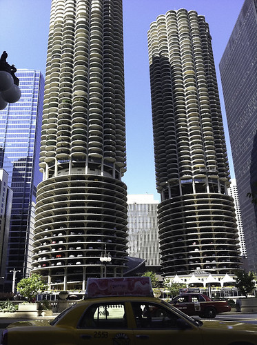 Marina City, Chicago : i’ve always loved these towers