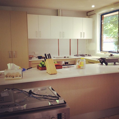 Benchtop is in! Semi-functional kitchen restored! #renos2012