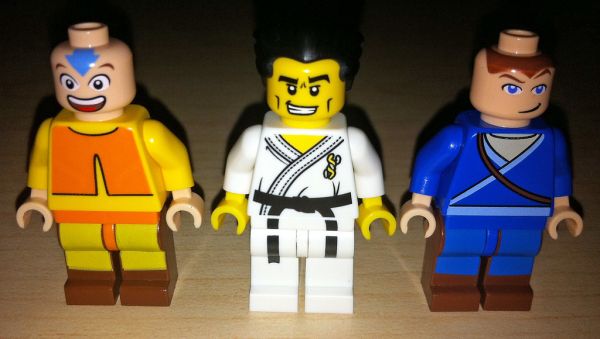LEGO Collectible Minifigures Series 2 Karate Master vs. Avatar The Last Airbender