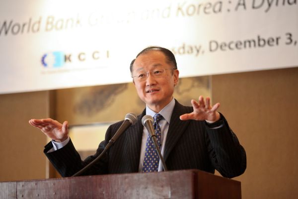 World Bank Group President Jim Yong Kim addresses guests at a luncheon hosted by the Korea chamber of Commerce and Industry