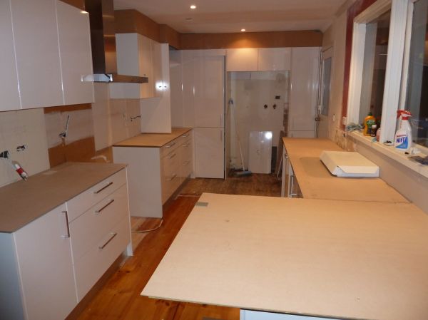 Next step tiling and benchtops