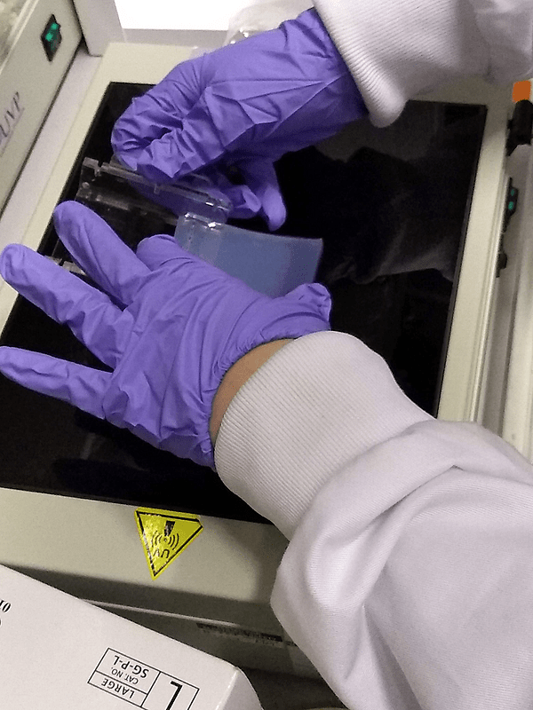 Fischer Scientific UVP LM-26E Benchtop 2UV Transilluminator loading gel