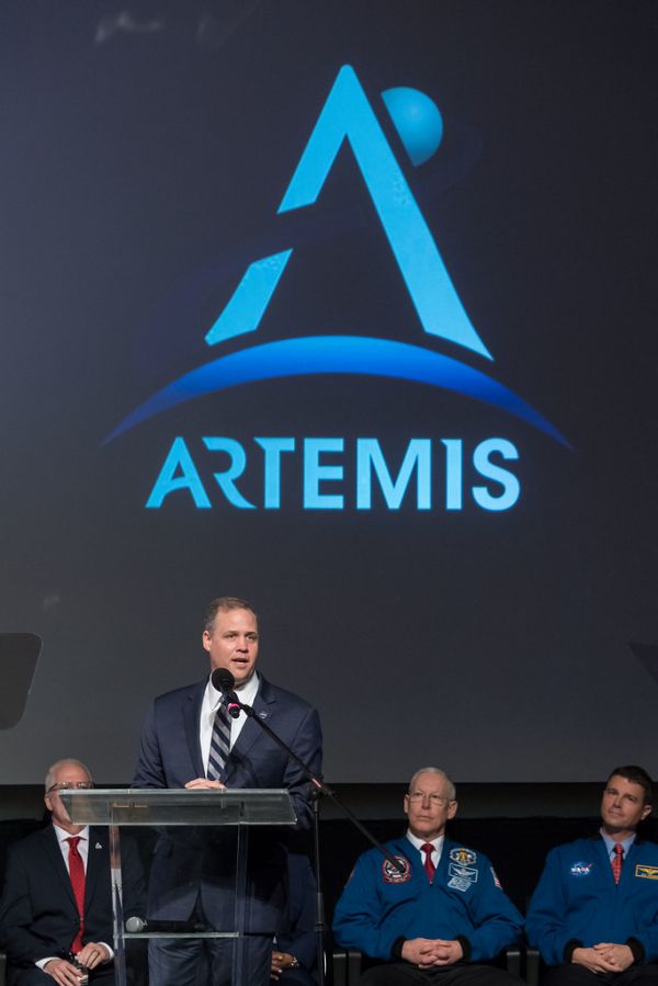NASA Administrator Jim Bridenstine addresses visitors attending the graduation of the 2017 Class of Astronauts